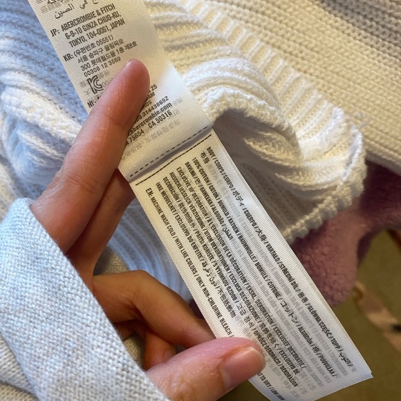 Hollister drawstring cinched sweater - Picture 3 of 12